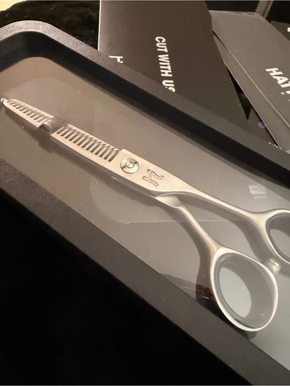 Hattori Hanzo professional..Thinning Shears - 6 inch NWT
